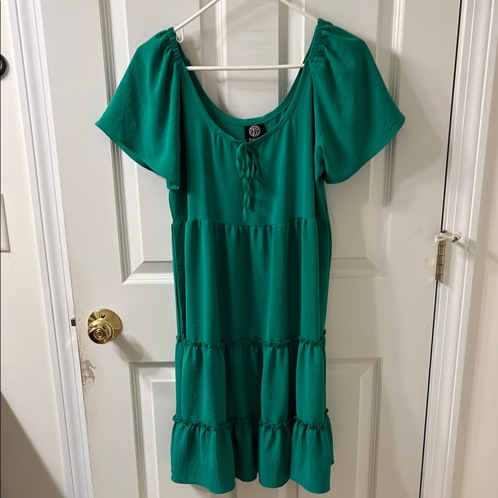 Green Short Sleeve Dress